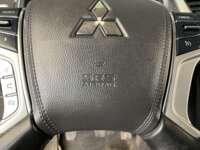 Mitsubishi L200 2021 4p Doble L4/2.5/T Diesel Man 4x4 2021 Mitsubishi L200 Venta Interiores 13