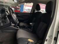 Mitsubishi L200 2021 4p Doble L4/2.5/T Diesel Man 4x4 2021 Mitsubishi L200 Venta Interiores 17