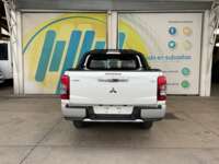 Mitsubishi L200 2021 4p Doble L4/2.5/T Diesel Man 4x4 2021 Mitsubishi L200 Venta Exteriores 6