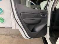 Mitsubishi L200 2021 4p Doble L4/2.5/T Diesel Man 4x4 2021 Mitsubishi L200 Venta Interiores 17