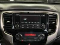 Mitsubishi L200 2021 4p Doble L4/2.5/T Diesel Man 4x4 2021 Mitsubishi L200 Venta Interiores 8