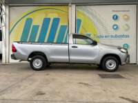Toyota Hilux 2019 2p Cabina Sencilla L4/2.7 Man 2019 Toyota Hilux Venta Exteriores 4