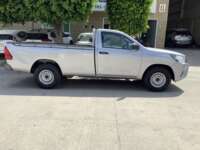 Toyota Hilux 2019 2p Cabina Sencilla L4/2.7 Man 2019 Toyota Hilux Venta Exteriores 4