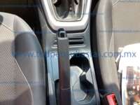 Volkswagen T-Cross 2024 5p Trendline L4/1.6 Tiptronic 2024 Volkswagen T-Cross Ingreso Interiores 13