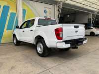 Nissan NP300 Frontier 2022 4p XE L4/2.5 Man 2022 Nissan NP300 Frontier Venta Exteriores 7