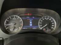 Nissan NP300 Frontier 2022 4p XE L4/2.5 Man 2022 Nissan NP300 Frontier Venta Interiores 2
