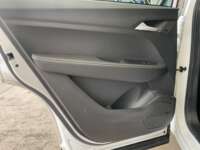 Chevrolet Captiva 2022 5p LT L4/1.5/T CVT 7/Pas 2022 Chevrolet Captiva Venta Interiores 19