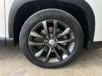 Chevrolet Captiva 2022 5p LT L4/1.5/T CVT 7/Pas 2022 Chevrolet Captiva Venta Llantas 10