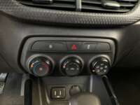 Chevrolet Onix 2023 4p LS L3/1.0/T Aut 2023 Chevrolet Onix Venta Interiores 8