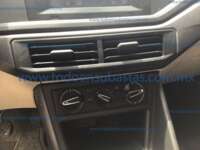 Volkswagen Virtus 2023 4p Trendline L4/1.6 Man 2023 Volkswagen Virtus Ingreso Interiores 3