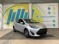 Toyota Prius 2018 5p C Híbrido L4/1.5 Aut 2018 Toyota Prius Venta Exteriores 3