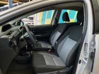 Toyota Prius 2018 5p C Híbrido L4/1.5 Aut 2018 Toyota Prius Venta Interiores 21
