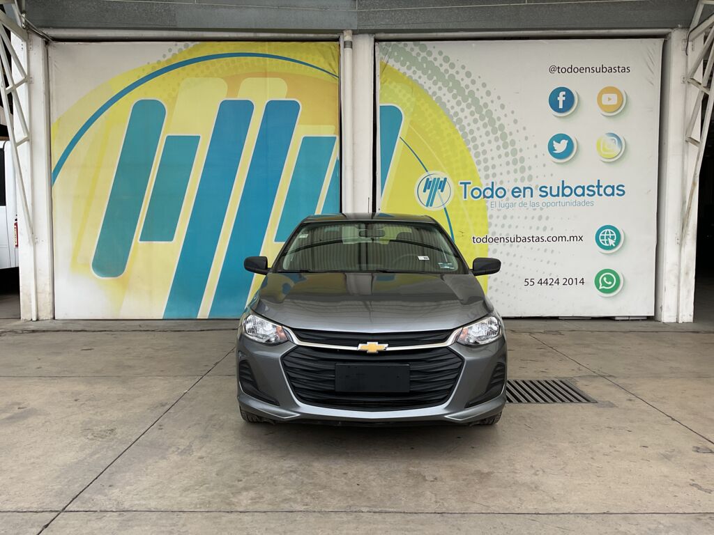 Chevrolet Onix 2021 4p LS L3/1.0/T Aut   2021 Chevrolet Onix Venta Exteriores 2