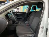 Volkswagen Jetta 2022 4p Trendline L4/1.4/T Tiptronic 2022 Volkswagen Jetta Venta Interiores 19