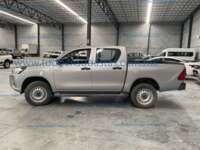 Toyota Hilux 2019 4p Doble Cabina Base L4/2.7 Man  2019 Toyota Hilux Ingreso Exteriores 8