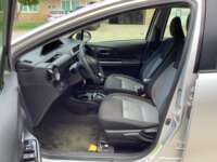 Toyota Prius 2018 5p C Híbrido L4/1.5 Aut 2018 Toyota Prius Venta Interiores 21