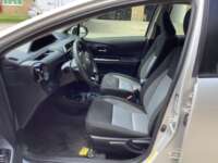 Toyota Prius 2018 5p C Híbrido L4/1.5 Aut 2018 Toyota Prius Venta Interiores 14