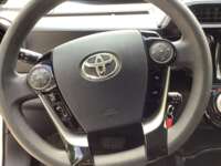 Toyota Prius 2018 5p C Híbrido L4/1.5 Aut 2018 Toyota Prius Venta Interiores 17