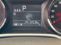 Chevrolet Onix 2023 4p LT L3/1.0/T Aut IMG_4313