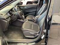 Chevrolet Onix 2023 4p LT L3/1.0/T Aut IMG_4308