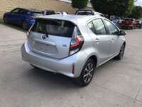 Toyota Prius 2019 5p C Hibrido L4/1.5/Aut 2019 Toyota Prius Venta Exteriores 5
