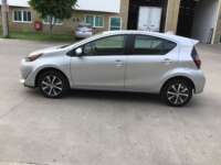 Toyota Prius 2019 5p C Hibrido L4/1.5/Aut 2019 Toyota Prius Venta Exteriores 8