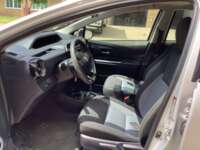 Toyota Prius 2019 5p C Hibrido L4/1.5/Aut 2019 Toyota Prius Venta Interiores 18