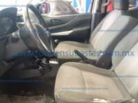 Nissan NP300 Frontier 2020 4p S Diesel L4/2.5/T 4X4 Man 2020 Nissan NP300 Frontier Ingreso Interiores 1
