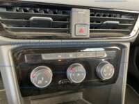 Volkswagen Taos 2024 5p Trendline L4/1.4/T Aut 2024 Volkswagen Taos Ingreso Interiores 13