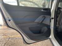 Volkswagen T-Cross 2023 5p Trendline L4/1.6 Tiptronic 2023 Volkswagen T-Cross Ingreso Interiores 15