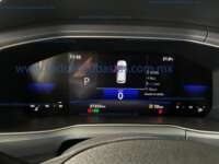 Volkswagen T-Cross 2023 5p Trendline L4/1.6 Tiptronic 2023 Volkswagen T-Cross Ingreso Interiores 3