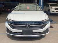 Volkswagen Jetta 2024 4p Sportline L4/1.4/T Tiptronic IMG_0329