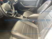 Volkswagen Jetta 2024 4p Sportline L4/1.4/T Tiptronic 2024 Volkswagen Jetta Ingreso Interiores 1