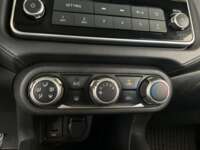 Nissan Versa 2020 4p Sense L4/1.6 Man 2020 Nissan Versa Venta Interiores 9