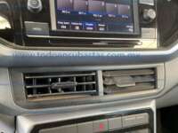 Volkswagen T-Cross 2023 5p Trendline L4/1.6 Tiptronic 2023 Volkswagen T-Cross Ingreso Interiores 11