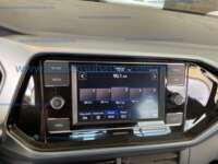 Volkswagen T-Cross 2023 5p Trendline L4/1.6 Tiptronic 2023 Volkswagen T-Cross Ingreso Interiores 9