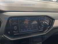 Volkswagen T-Cross 2023 5p Trendline L3/1.0/T Aut 2023 Volkswagen T-Cross Ingreso Interiores 8