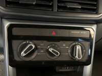Volkswagen T-Cross 2023 5p Trendline L4/1.6 Tiptronic 2023 Volkswagen T-Cross Venta Interiores 11