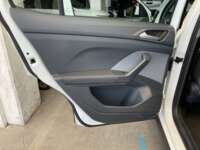 Volkswagen T-Cross 2023 5p Trendline L4/1.6 Tiptronic 2023 Volkswagen T-Cross Venta Interiores 21