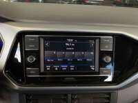 Volkswagen T-Cross 2023 5p Trendline L4/1.6 Tiptronic 2023 Volkswagen T-Cross Venta Interiores 8