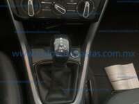 Volkswagen T-Cross 2023 5p Trendline L4/1.6 Tiptronic 2023 Volkswagen T-Cross Ingreso Interiores 7