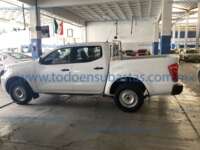 Nissan Frontier 2023 4p SE L4/2.5 Man IMG_0358