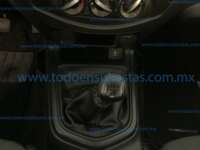 Nissan Frontier 2023 4p SE L4/2.5 Man 2023 Nissan Frontier Ingreso Interiores 13