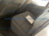 Nissan Frontier 2023 4p SE L4/2.5 Man 2023 Nissan Frontier Ingreso Interiores 18