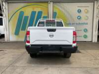 Nissan NP300 Frontier 2023 4p SE L4/2.5 Man 2023 Nissan NP300 Frontier Venta Exteriores 6