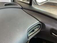 Toyota Prius 2017 5p Base Hibrido L4/1.8 Aut 2017 Toyota Prius Venta Interiores 15