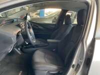 Toyota Prius 2017 5p Base Hibrido L4/1.8 Aut 2017 Toyota Prius Venta Interiores 21