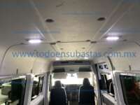 Volkswagen Crafter Pasajeros 2024 5p Van L4/2.0/TDI Man A/A 4.9/Ton LWB IMG_5210