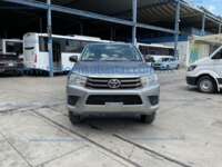 Toyota Hilux 2019 4p Doble Cabina Base L4/2.7 Man  2019 Toyota Hilux Ingreso Exteriores 1