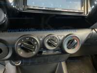 Toyota Hilux 2019 4p Doble Cabina Base L4/2.7 Man  2019 Toyota Hilux Ingreso Interiores 11